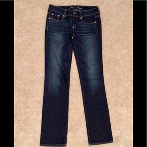 Women’s AE Straight Jeans Size 4 Long